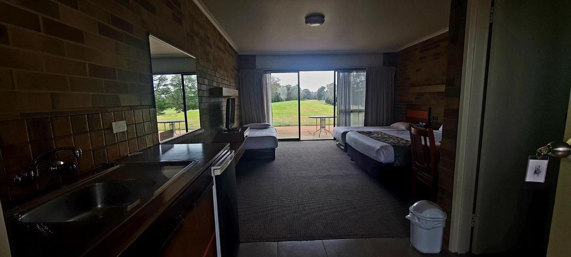 Shepparton Golf Motel エクステリア 写真